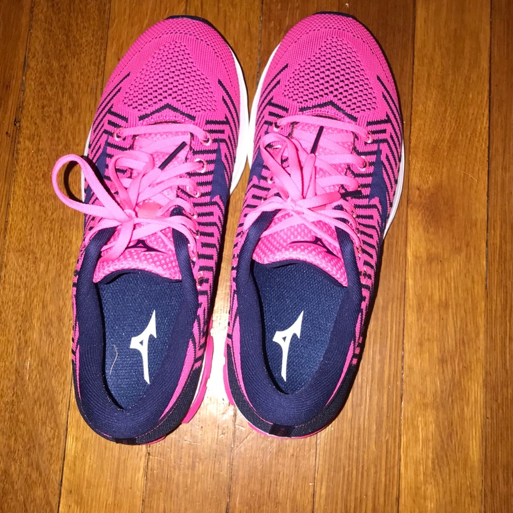 Mizuno Waveknit R2 Women’s Size 10 Pink/Blue